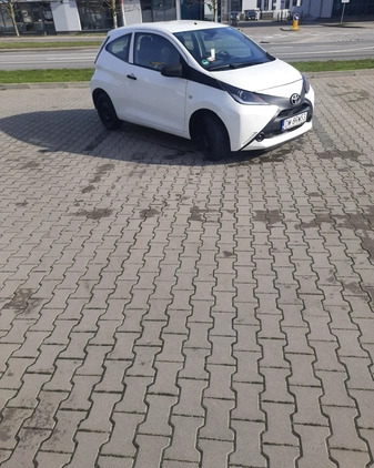 Toyota Aygo cena 26900 przebieg: 75300, rok produkcji 2016 z Wrocław małe 667